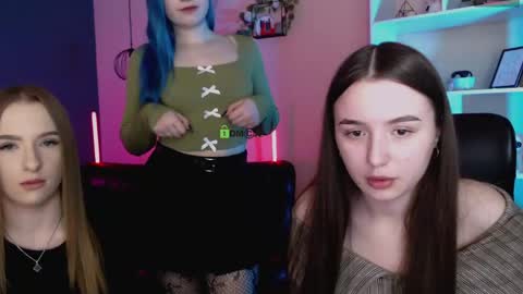 doll_vey online show from March 21, 2026, 10:09 am