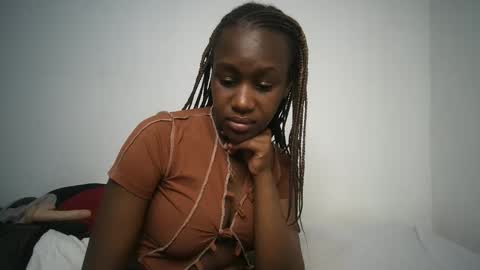 dollberry online show from January 7, 2025, 1:35 pm