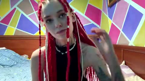Snapshot of dollbraatz chatting on June 16, 2026, 2:09 pm Marry online show from June 16, 2026, 2:09 pm
