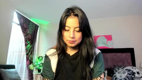 HONEY online show from December 13, 2025, 9:20 pm