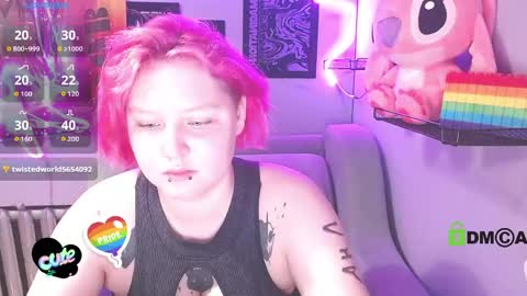 Snapshot of dollirosee chatting on June 5, 2026, 3:57 am dollirosee online show from June 5, 2026, 3:57 am