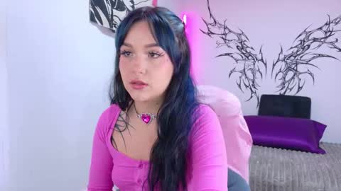 Snapshot of dollmeow chatting on February 26, 2026, 5:45 pm Isabela Independet model 3 online show from February 26, 2026, 5:45 pm