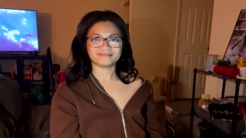 dollpart_ online show from February 5, 2026, 5:23 am