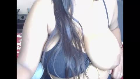 dolly_2 online show from October 31, 2025, 5:19 am