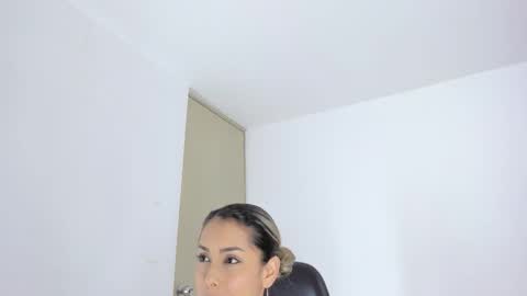 Snapshot of dolly_walker chatting on January 31, 2026, 9:46 pm dolly walker online show from January 31, 2026, 9:46 pm