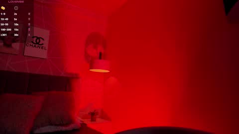 Call me Zoe  online show from December 18, 2025, 5:57 am