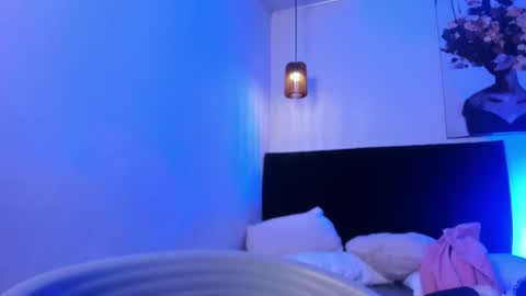 Call me Zoe  online show from February 18, 2026, 5:58 am