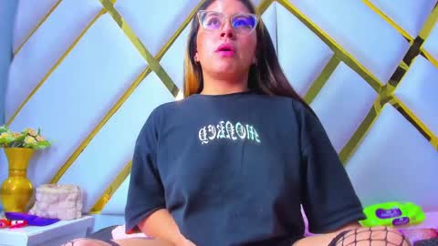 Snapshot of dollyjuicy1 chatting on February 11, 2025, 7:23 am dollyjuicy1 online show from February 11, 2025, 7:23 am