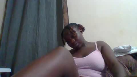 Snapshot of dollyvee chatting on December 4, 2025, 5:10 pm dollyvee online show from December 4, 2025, 5:10 pm