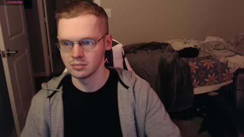 Snapshot of doloresman chatting on February 14, 2025, 12:51 am doloresman online show from February 14, 2025, 12:51 am