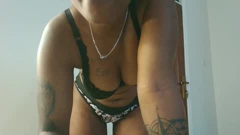 Amarie noels online show from October 7, 2025, 11:51 am