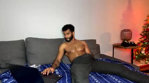 Domi online show from January 11, 2026, 12:26 am