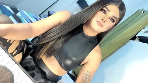 Snapshot of domina_angela chatting on September 30, 2025, 2:44 pm ANGELA online show from September 30, 2025, 2:44 pm