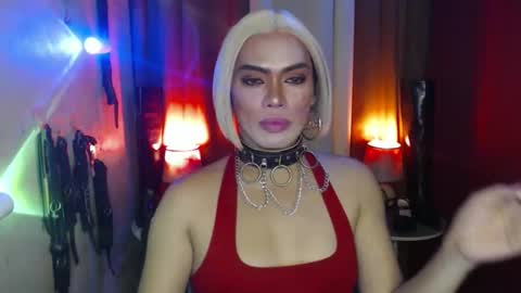 Snapshot of dominantrix_diannaxxx chatting on February 1, 2026, 3:43 pm diana online show from February 1, 2026, 3:43 pm