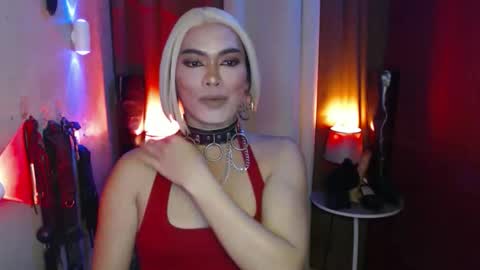 Snapshot of dominantrix_diannaxxx chatting on February 5, 2026, 6:56 pm diana online show from February 5, 2026, 6:56 pm
