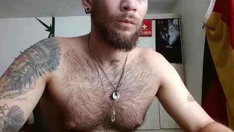 Logan - INDEPENDET MODEL online show from March 4, 2026, 3:18 pm