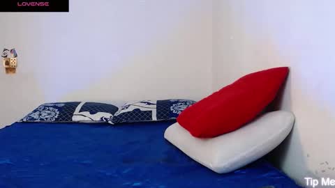 DOMINIC AND ANDREW online show from November 19, 2025, 4:51 pm