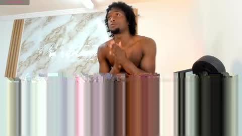 Snapshot of dominic_luxx chatting on May 13, 2026, 2:14 pm Dominic online show from May 13, 2026, 2:14 pm