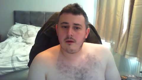 dominicb03 online show from June 8, 2026, 11:43 am