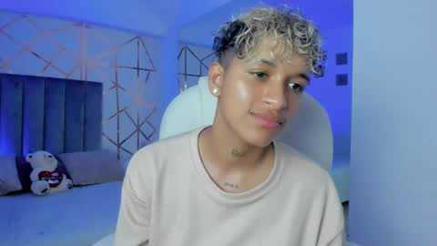 Snapshot of dominick_joness chatting on January 9, 2025, 11:56 pm Dominick  online show from January 9, 2025, 11:56 pm