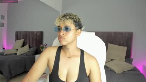 Snapshot of dominick_joness chatting on January 19, 2025, 4:36 pm Dominick  online show from January 19, 2025, 4:36 pm