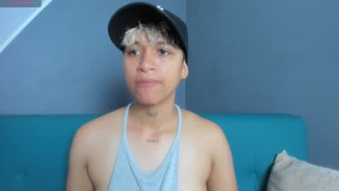 Snapshot of dominick_joness chatting on March 6, 2025, 5:33 pm Dominick  online show from March 6, 2025, 5:33 pm