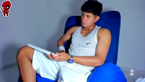  Dominic  online show from June 3, 2026, 2:03 am