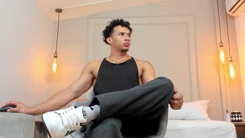 Dominick Star online show from January 28, 2025, 9:30 am