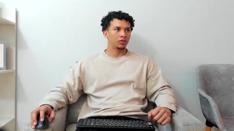 Dominick Star online show from January 31, 2025, 3:20 am