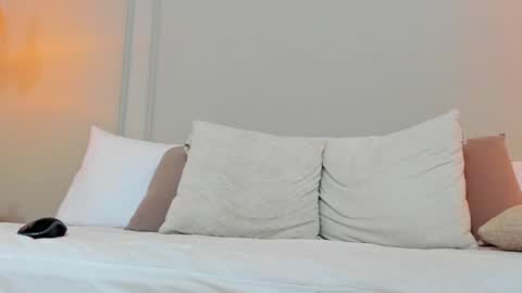 Dominick Star online show from February 6, 2025, 7:56 am