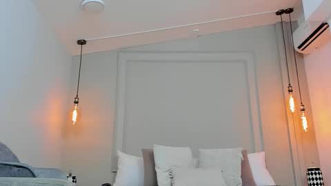 Dominick Star online show from February 11, 2025, 7:33 am