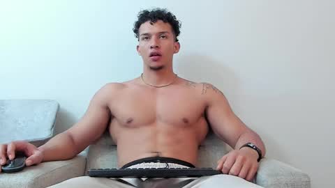 Dominick Star online show from March 7, 2025, 4:24 am