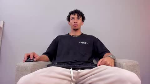 Dominick Star online show from September 9, 2025, 3:50 am