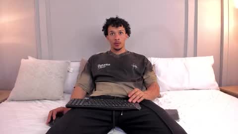 Dominick Star online show from January 18, 2026, 4:49 am