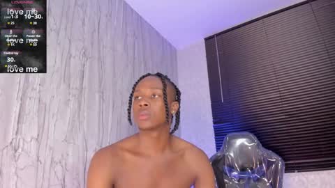 Snapshot of dominicsccott chatting on January 6, 2025, 12:35 pm Dominicscott online show from January 6, 2025, 12:35 pm