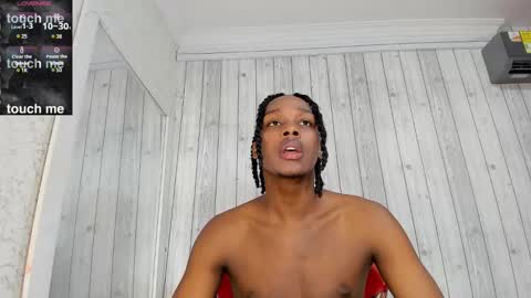 Snapshot of dominicsccott chatting on February 17, 2025, 12:38 pm Dominicscott online show from February 17, 2025, 12:38 pm
