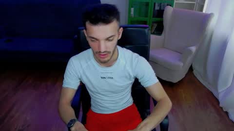 dominicvalente online show from October 24, 2025, 11:39 am