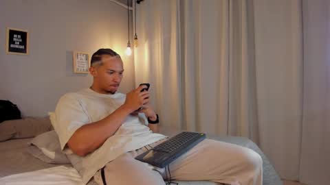Dominik Drake online show from April 28, 2026, 12:21 pm