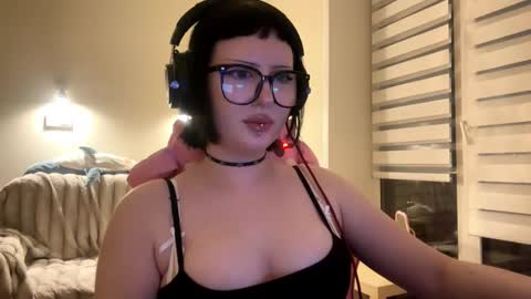 Cati online show from March 13, 2026, 1:18 pm