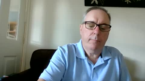 Snapshot of domjolly08 chatting on September 13, 2025, 3:23 pm David uk online show from September 13, 2025, 3:23 pm