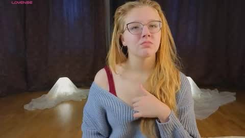 Macy online show from October 28, 2025, 3:10 am