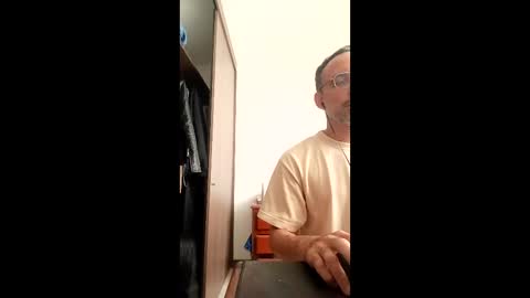 Snapshot of don__chi chatting on February 17, 2026, 6:47 pm don__chi online show from February 17, 2026, 6:47 pm