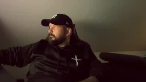 donchriiis online show from October 27, 2025, 5:11 am