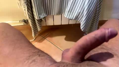 donde252101 online show from December 5, 2025, 4:03 pm