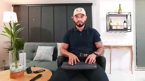 Victor online show from September 14, 2025, 2:44 am