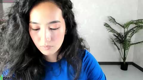 Aura online show from September 12, 2025, 8:58 am