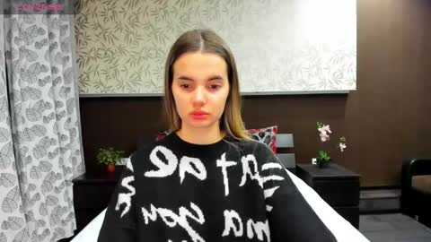 Donna On GMT2 Mon-Fri 3-9 AM online show from December 24, 2024, 11:55 pm