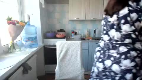 Tatiana 43 curvy sexy body and Joanna redhead 39 years online show from December 31, 2024, 8:37 am