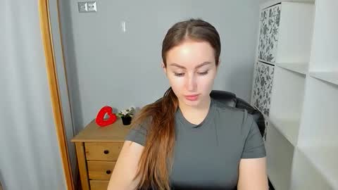 Snapshot of donnasensual chatting on September 11, 2025, 3:34 pm DonnaSensual online show from September 11, 2025, 3:34 pm