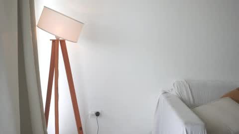 Donatella online show from November 12, 2025, 11:43 am